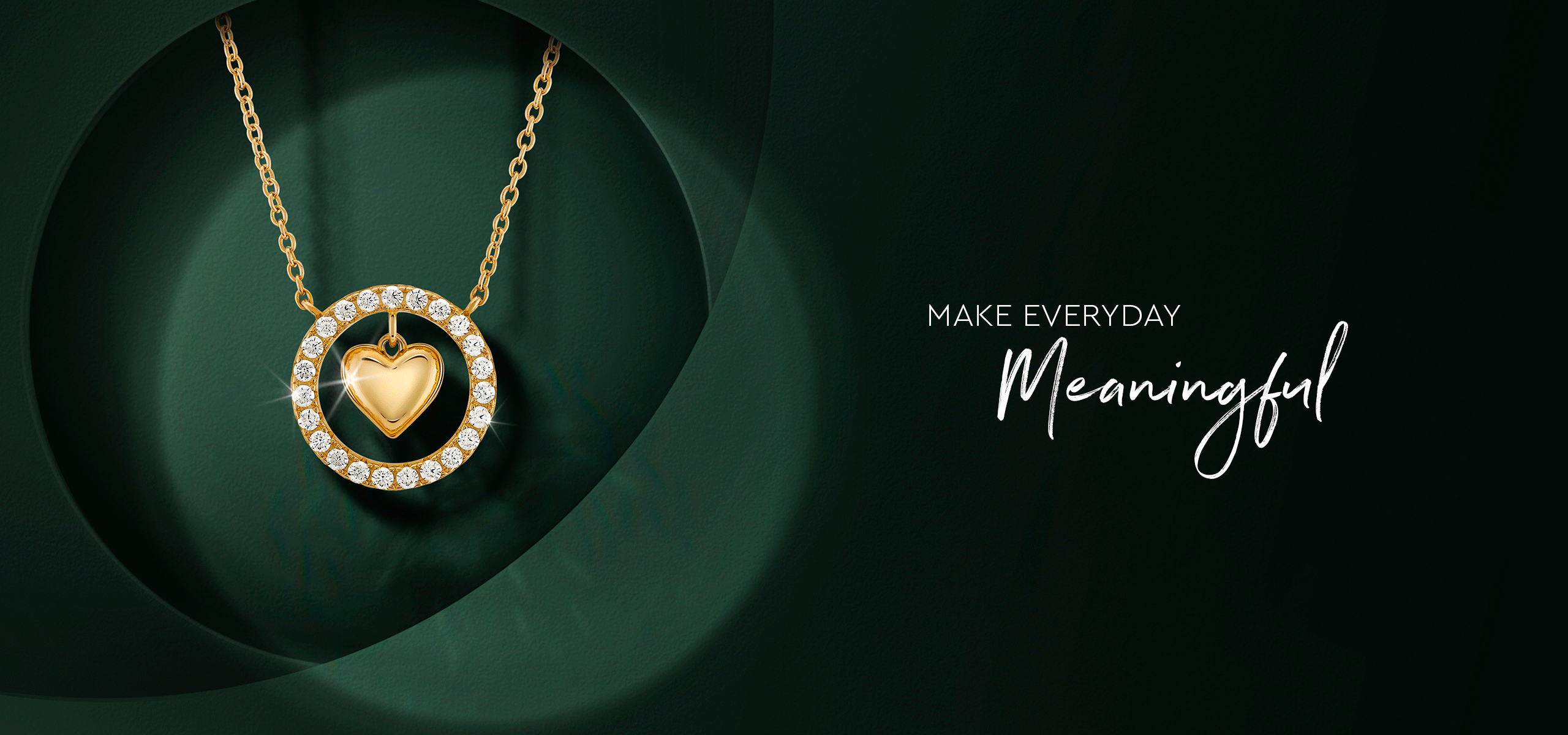 From the Meaningful collection, gold necklaces with heart, tree, clover, cross or infinity pendants set with zirconia. Elegant and symbolic jewelry, perfect for everyday wear or as a gift.