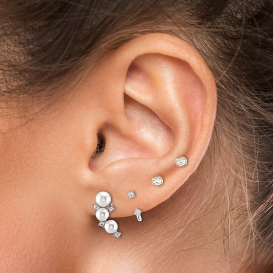 Classy Pearl Triple Earrings