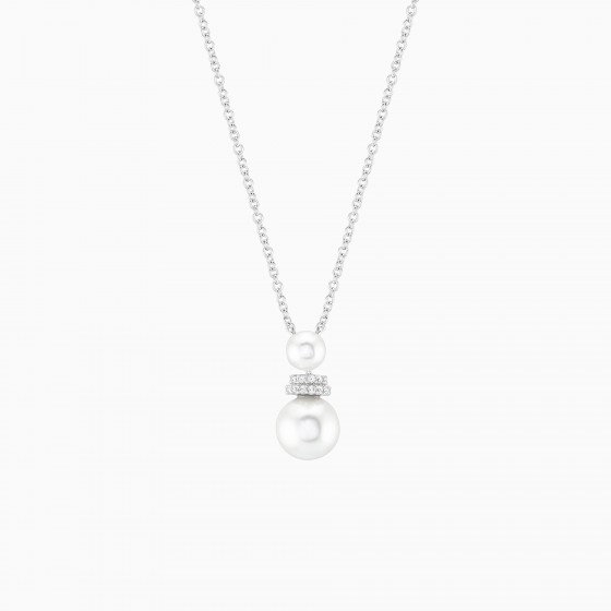 Classy Pearls Shinny Necklace