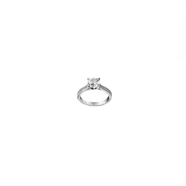 Classy Solitaire Large Ring