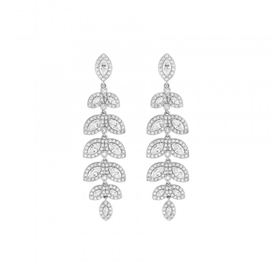 Classy Leafs Long Earrings