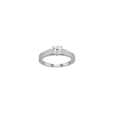 Classy Heart Solitaire Ring