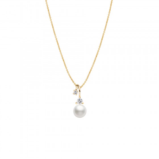 Gold Timeless Pearl Pendant
