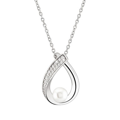 Classy Oval Pearl Necklace