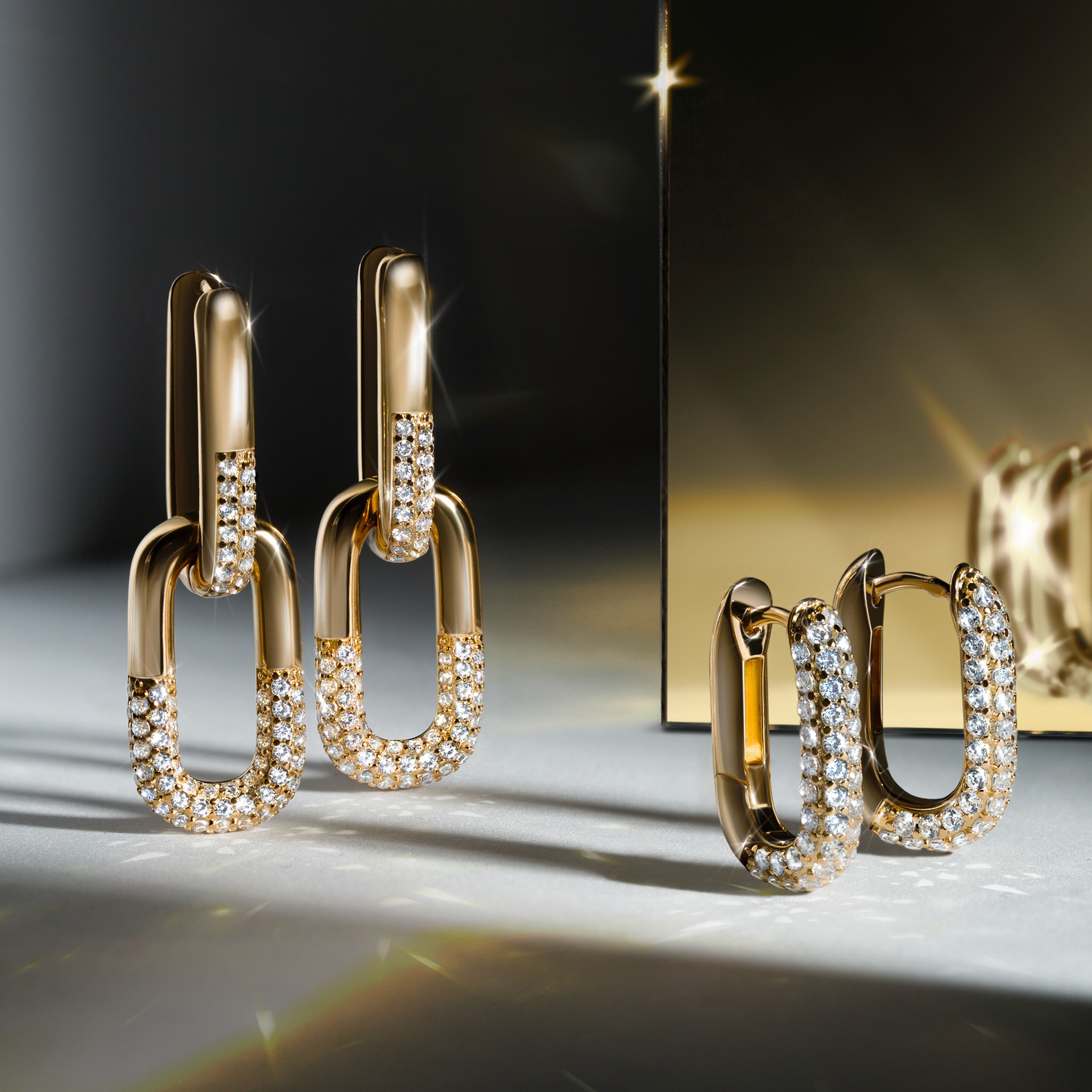 Bold Daily Shiny Hoops