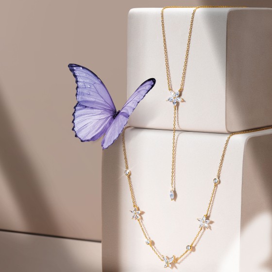 Matchy Navete Flower Necklace