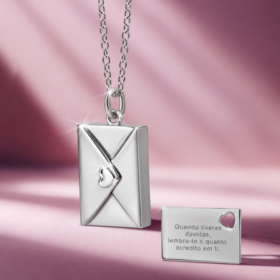 Colar Locket Secrets Carta prateado